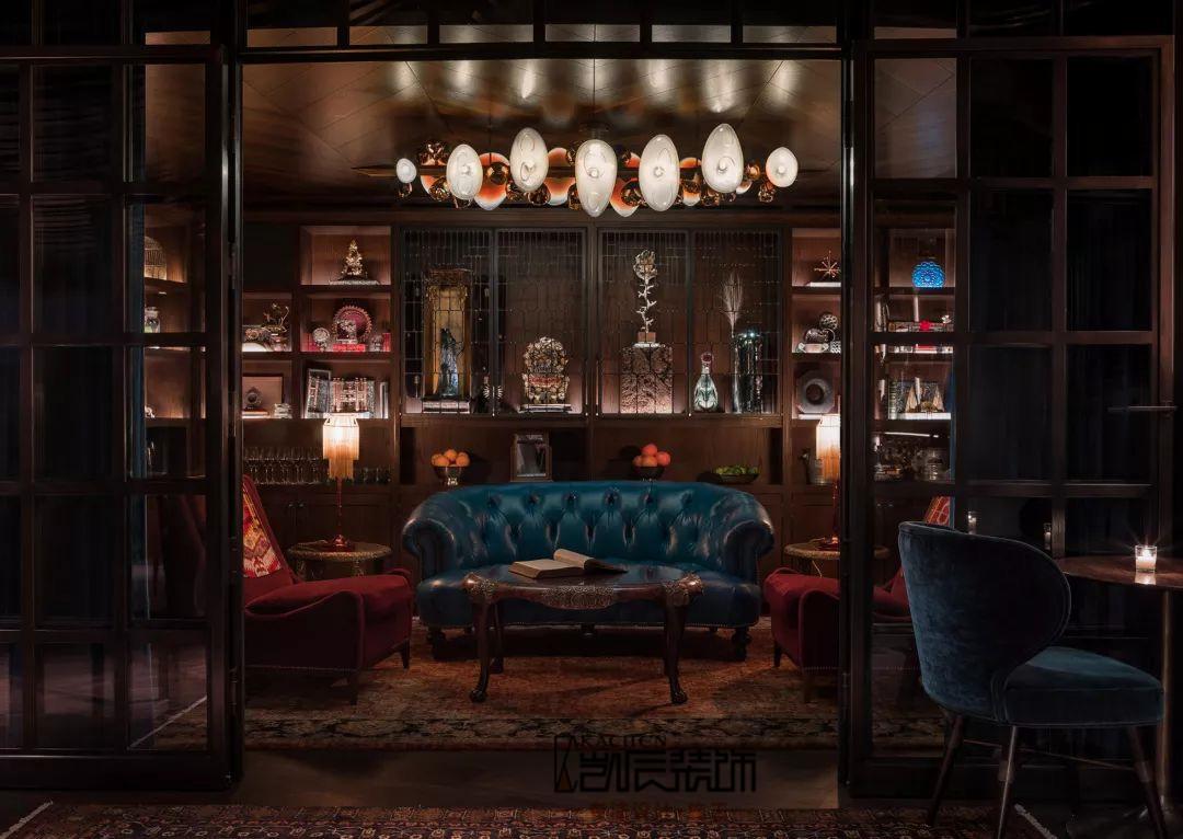 立式酒吧装修设计让你的酒吧品味非凡