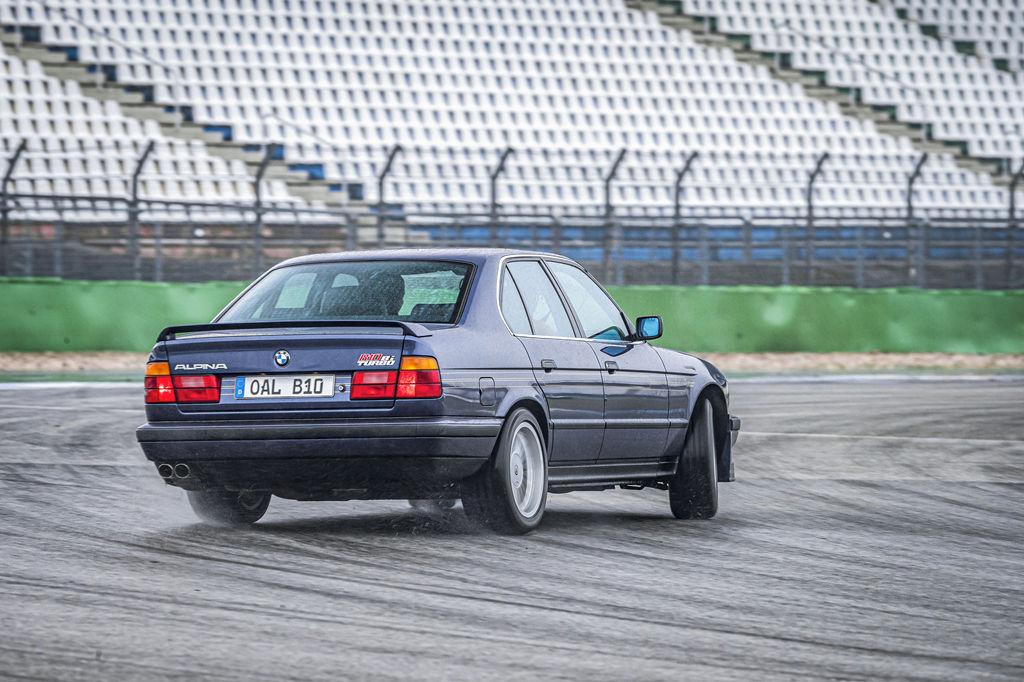 稀世珍宝30年前的动力怪兽竟然如此之快测试阿尔宾娜b10biturbo