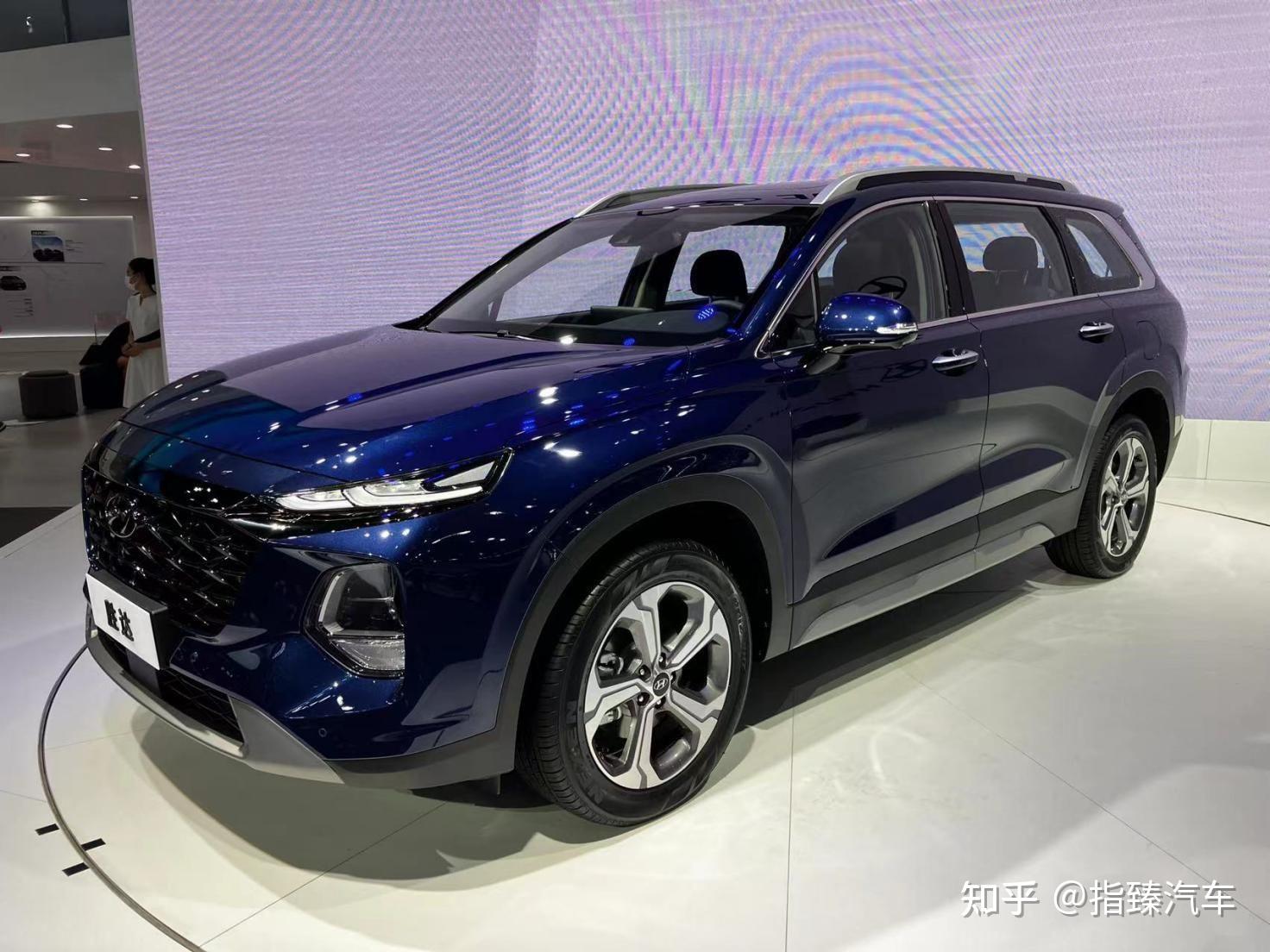 2022成都车展丨向帕里斯帝看齐!实拍新款现代胜达 - 知乎