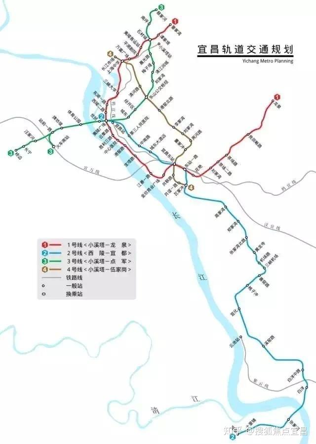 線路和普通公交車,從城東大道出發,乘坐公共交通b68路,b613路,b353路