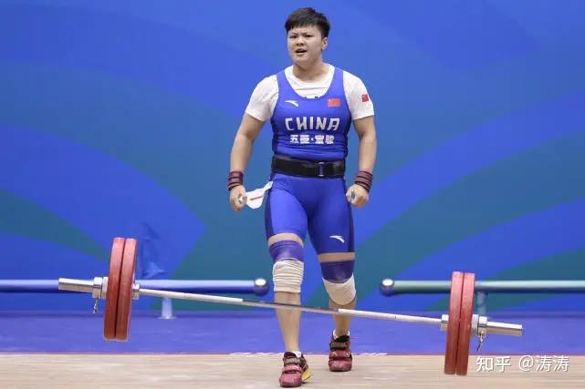 2020东京奥运会举重女子87公斤级决赛汪周雨夺金如何评价本场比赛