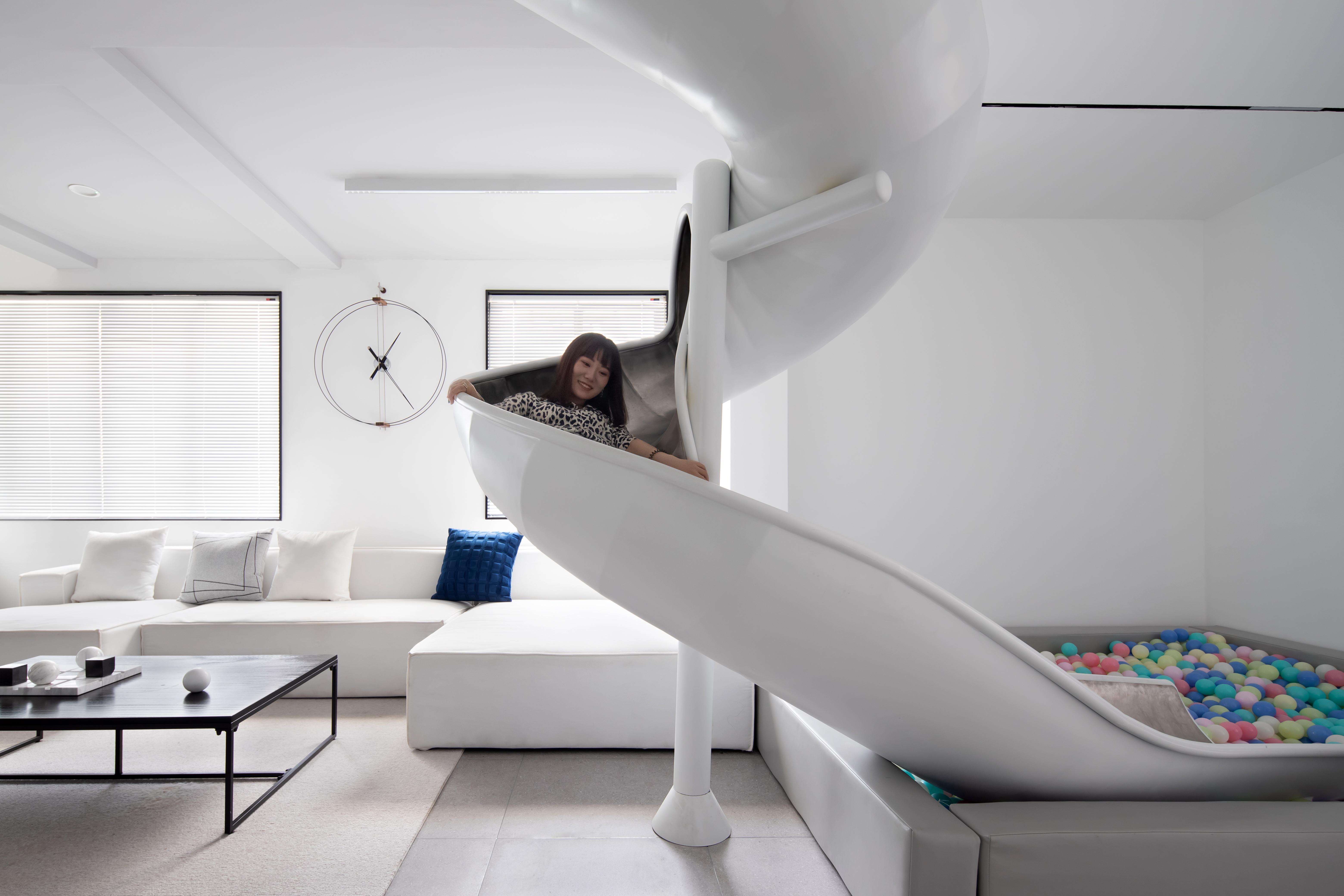 162m05亲自主题民宿,滑滑梯来报道