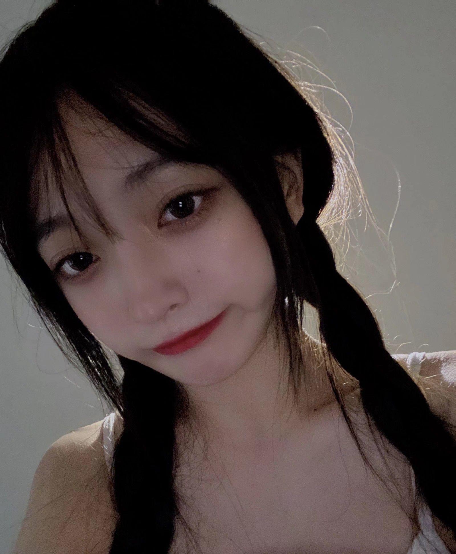 在现实生活中,你见过最美的女孩子长什么样? - 知乎