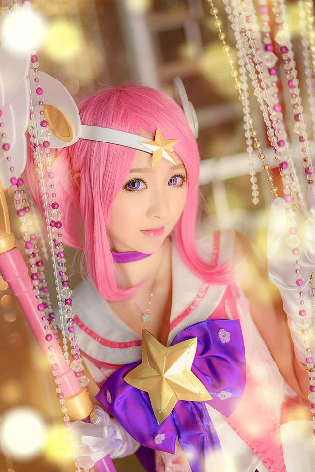 身为召唤师的我能够召唤二次元女神