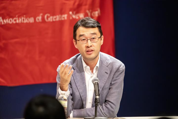 城堡证券ceo赵鹏做客北大校友会"未名传承"系列讲座