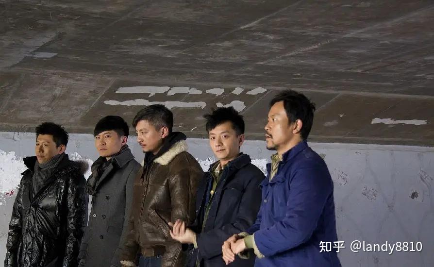 我们这拨人突出重围剧照