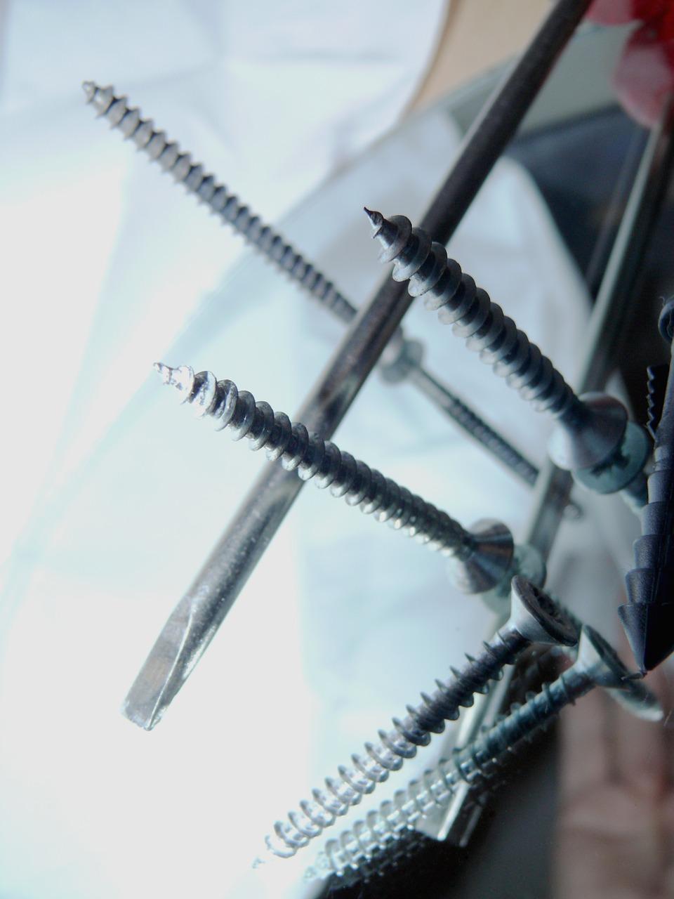 4. 选用合适螺丝