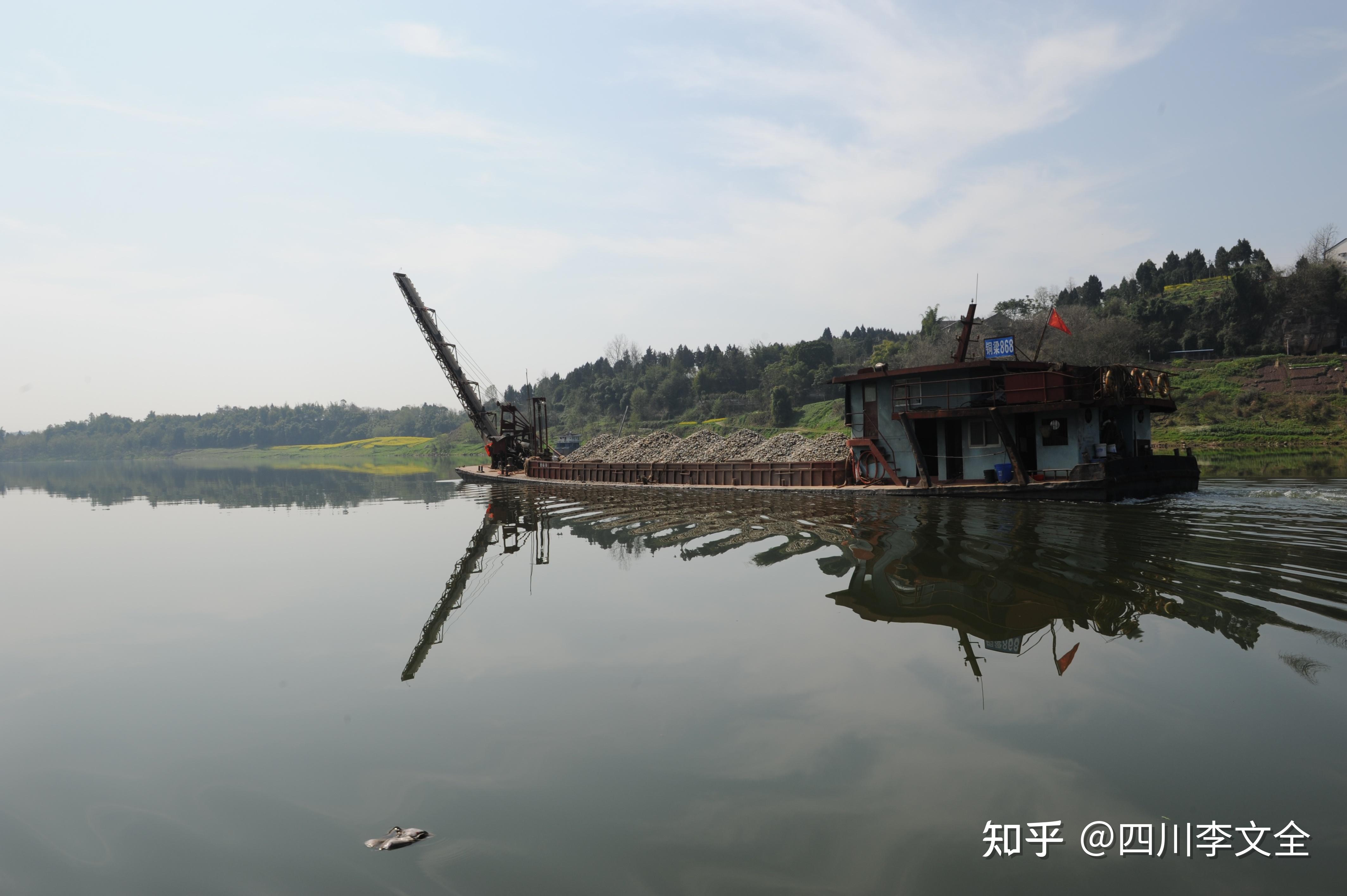 李文全随拍:渠江的发饰,剪辑一江情愫 - 知乎