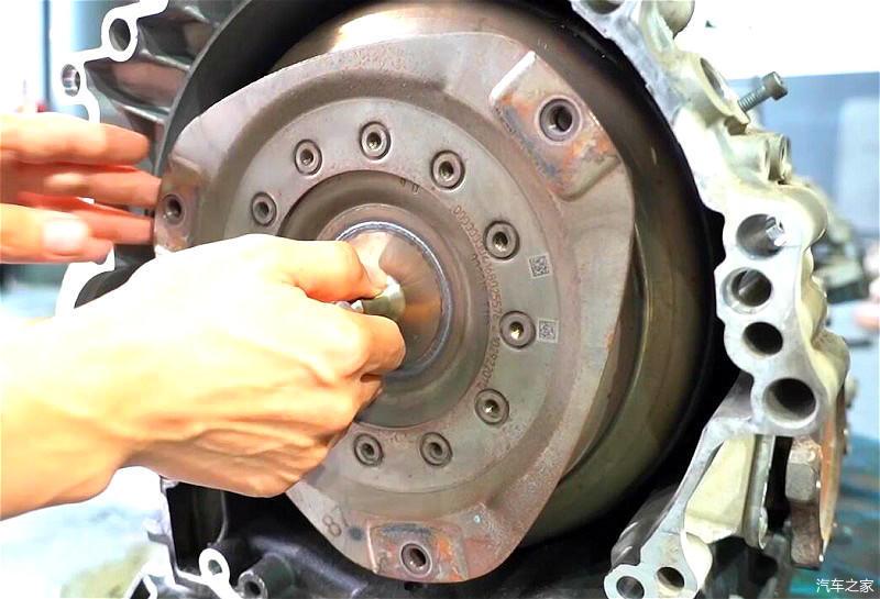 大众辉腾6at变速箱故障抖动冲击加速无力好不容易修好了