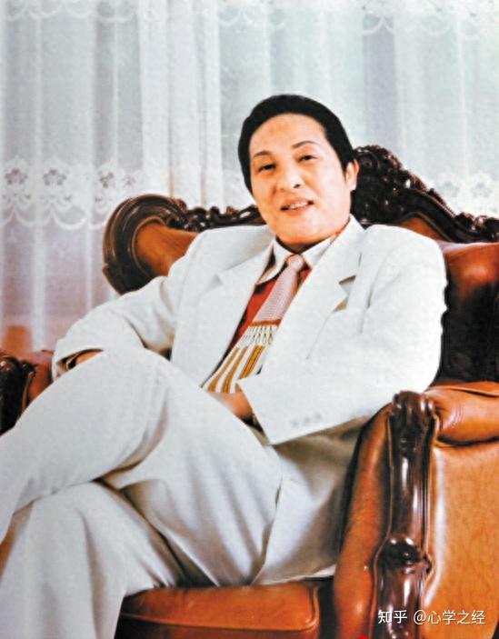 大师王林为一线明星“床上开光”,让她们一丝不挂,在身上画符! - 知乎
