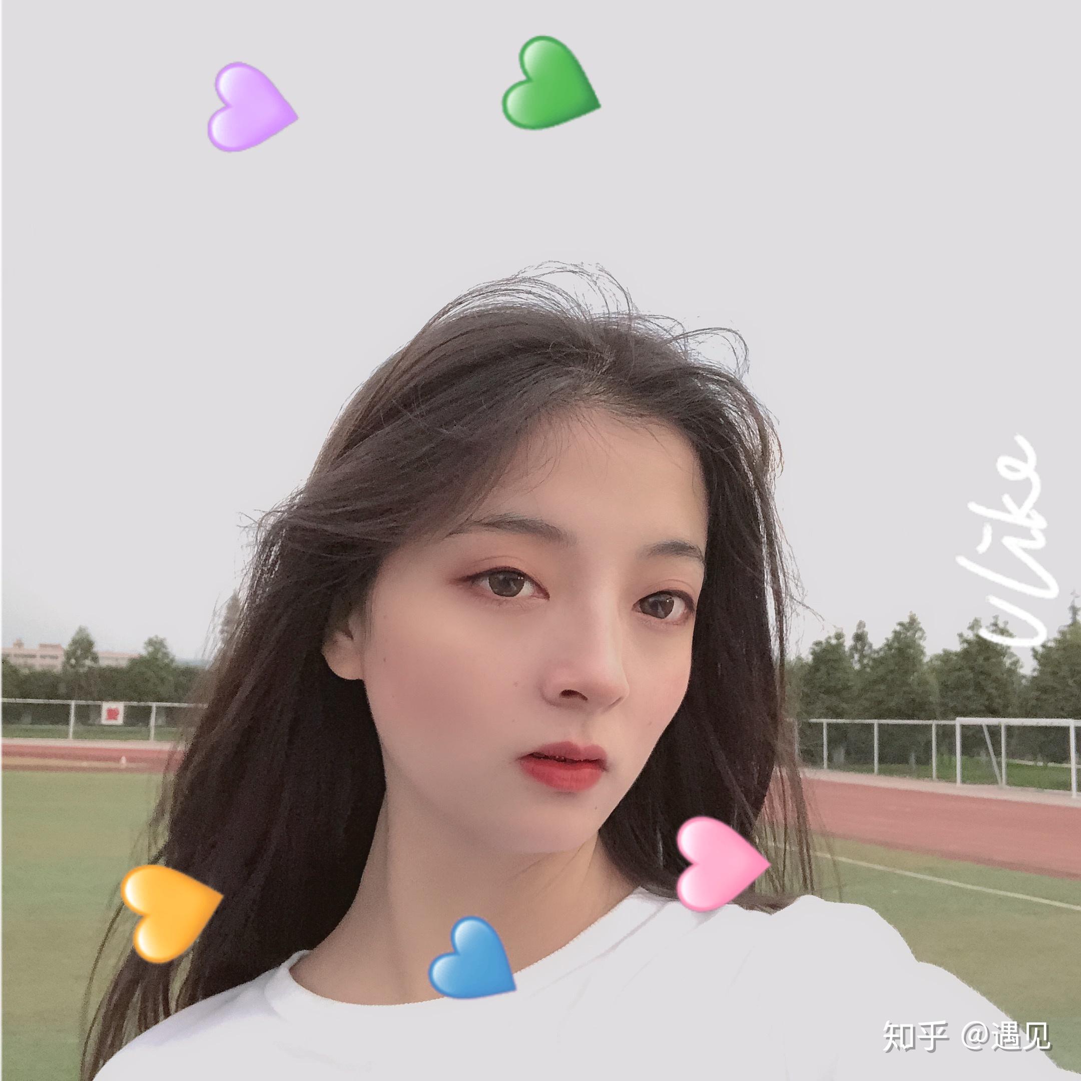 世界上有没有那种充满元气性格天真笑容灿烂的可爱女孩啊