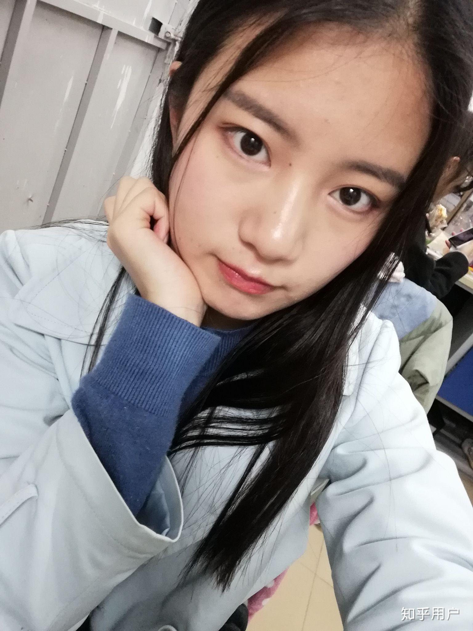 你见过鼻子大但很好看的女孩吗