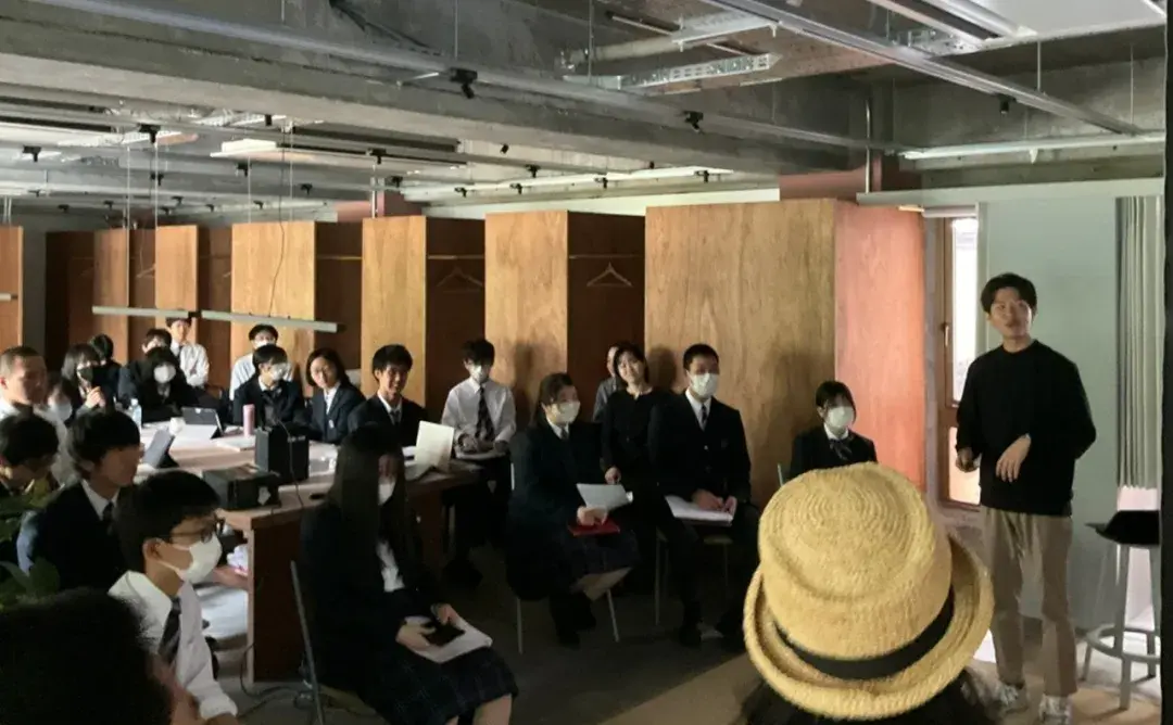 请输入图片描述