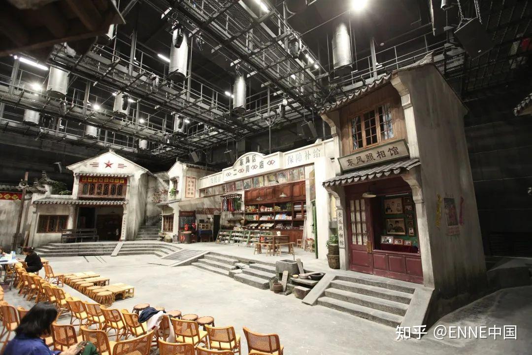 本剧场建筑面积约720平,座位约280个.