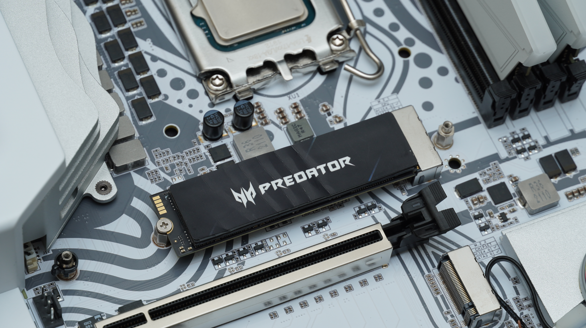 白色主题装机主板新选择七彩虹igamez690d5ultrav20装机分享