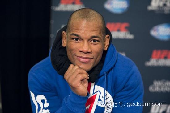 格斗迷讯 ufc紧急宣布取消原定在ufc186中进行的洛里-麦克唐纳德(rory