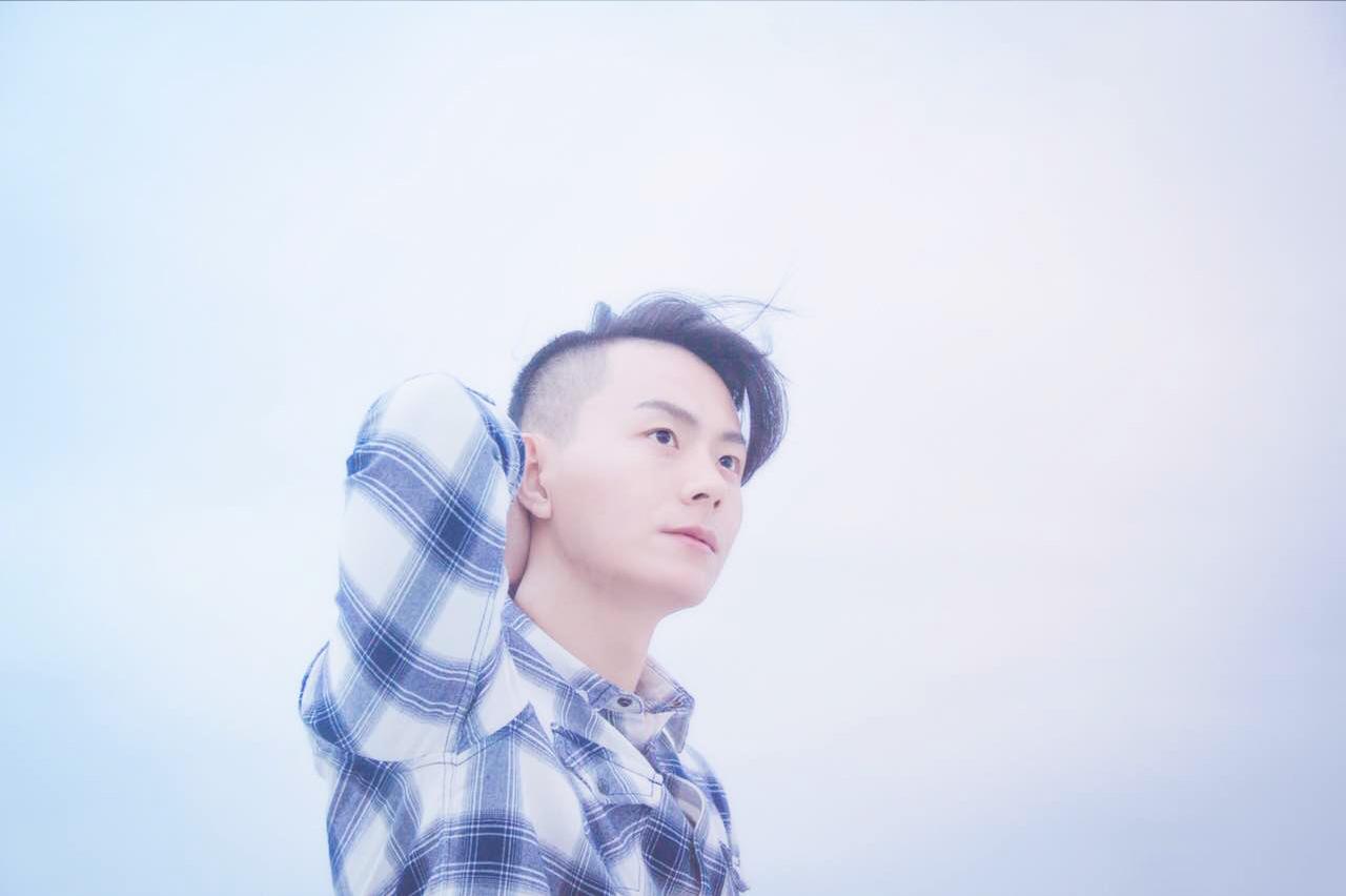 模特秀英俊阳光男孩唐行
