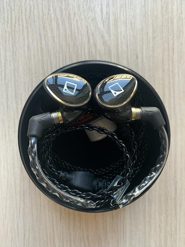 这个耳机怎么样l-acoustics contour xo? - 知乎