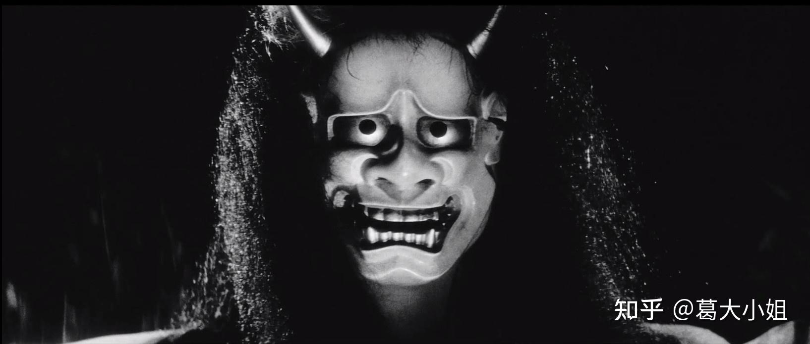 老妇戴面具装鬼吓人被诅咒再也摘不下来经典电影鬼婆