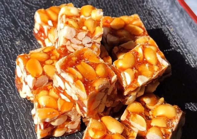 教你自制花生糖 关键是熬糖 酥脆不粘牙 知乎