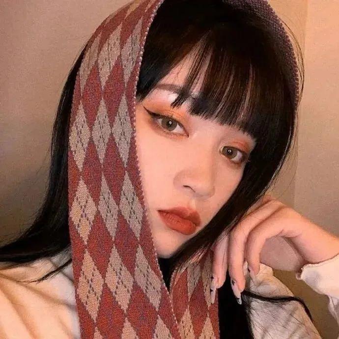 头像丨不要相信那些不劳而获的童话.