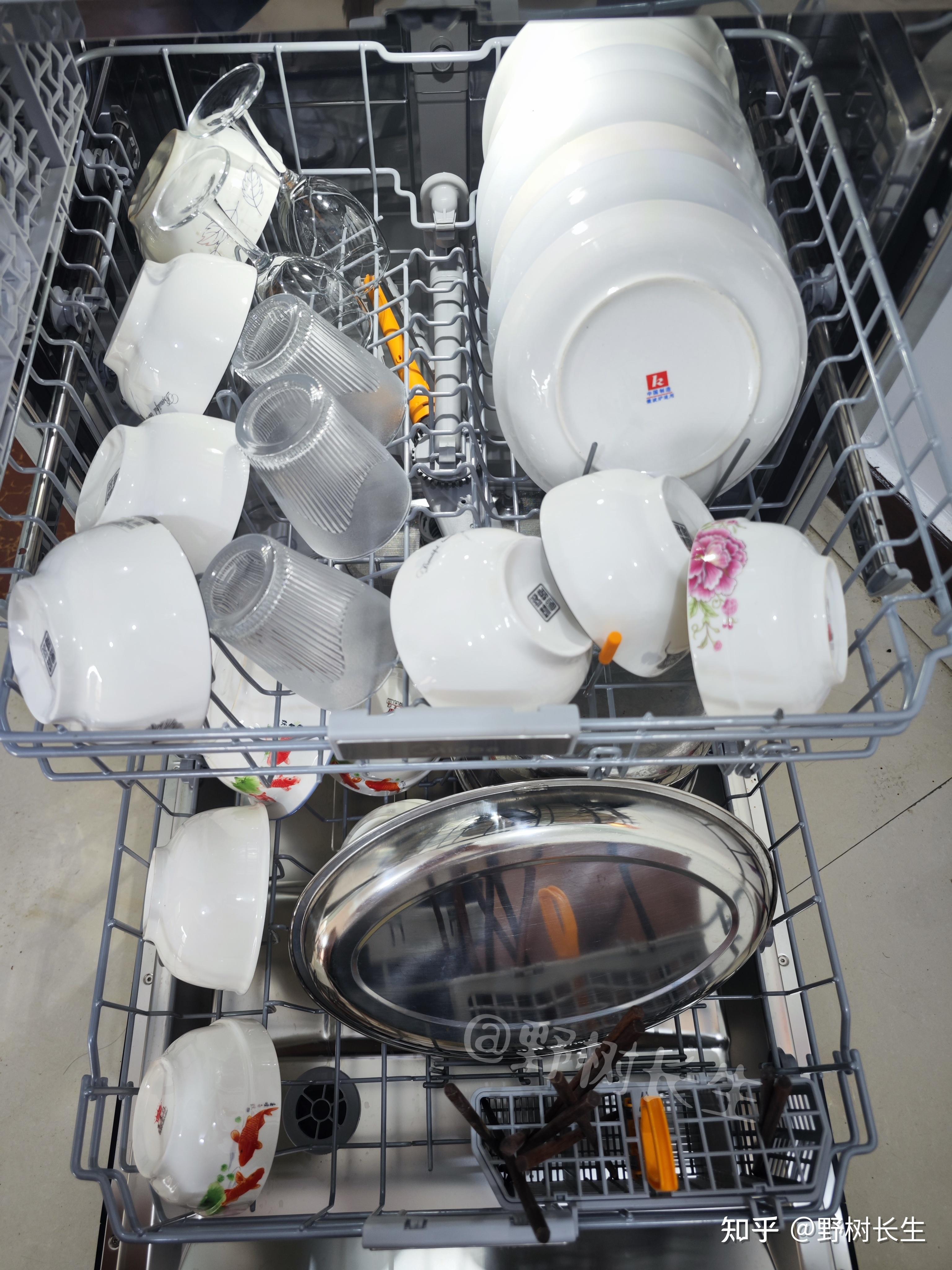 三,美的万向洗碗机清洁效果测试和体验分享