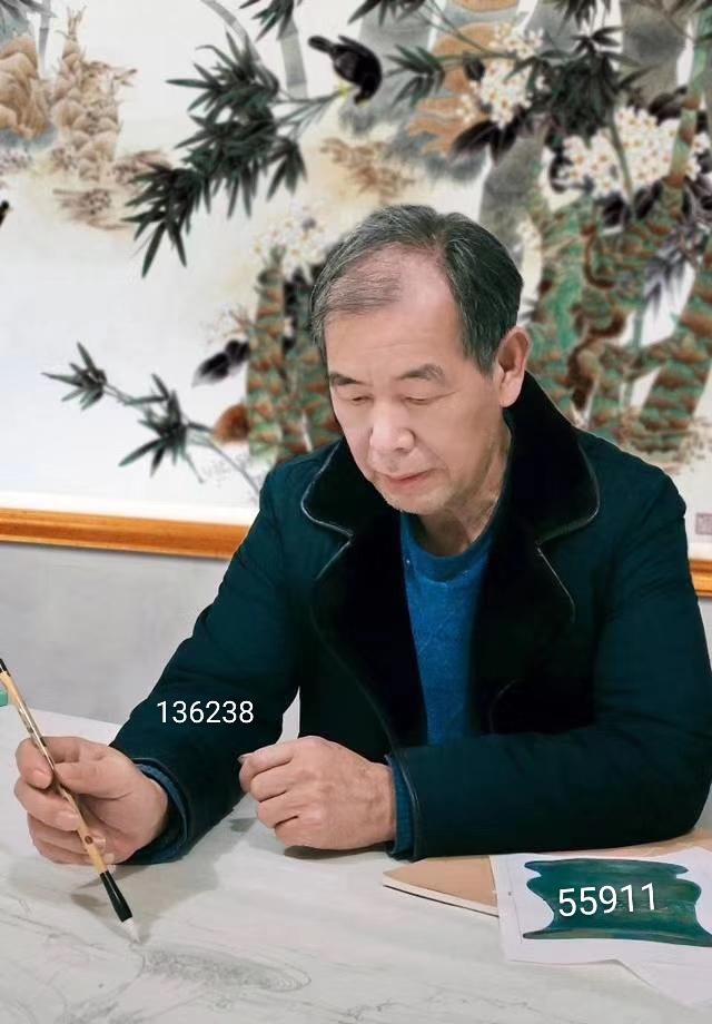 畫家龍新平簡介