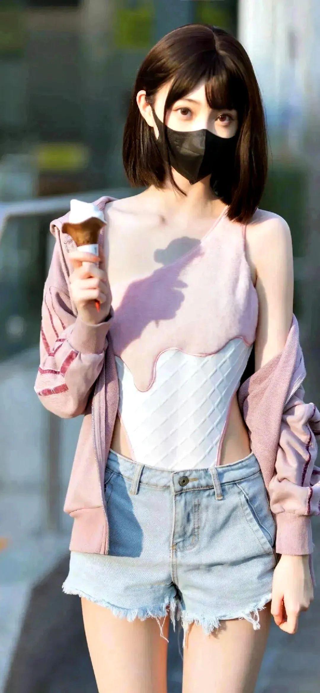 女大学生穿这种衣服会暴露吗