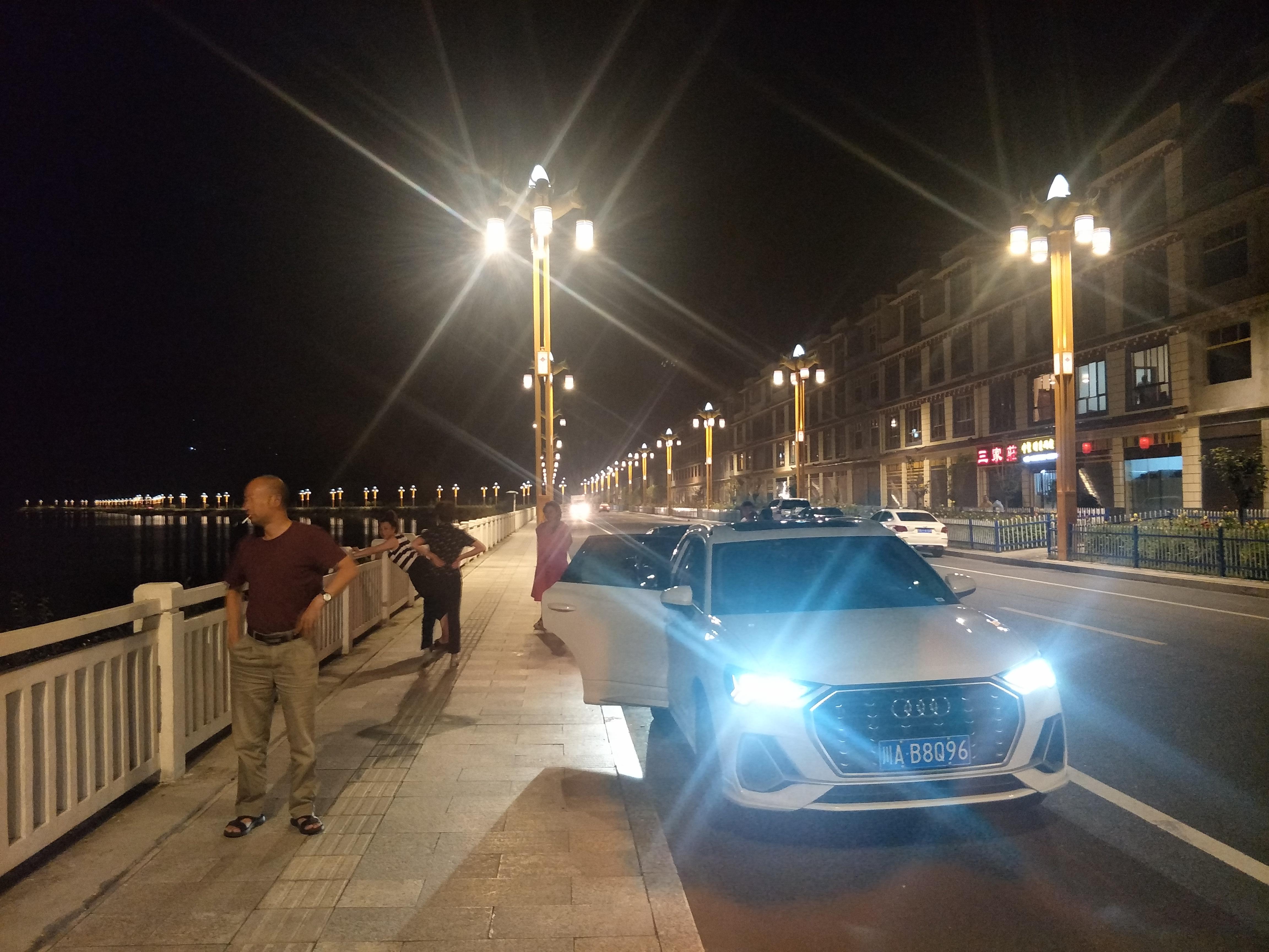 九龙县精致而宁静走在县城的大街小巷仿佛走进了世外桃源