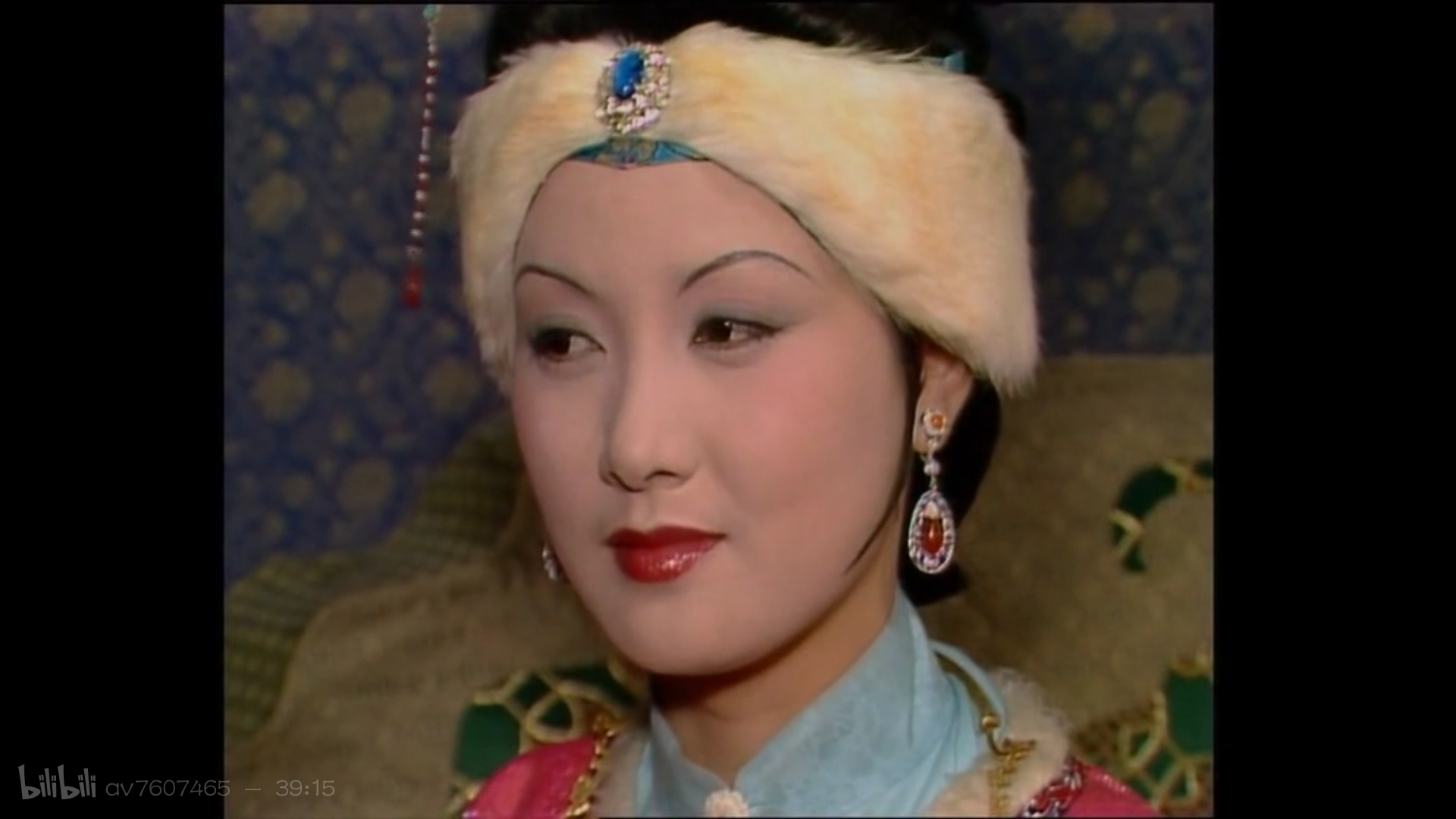 如何看待胡玫导演开拍电影《红楼梦》?