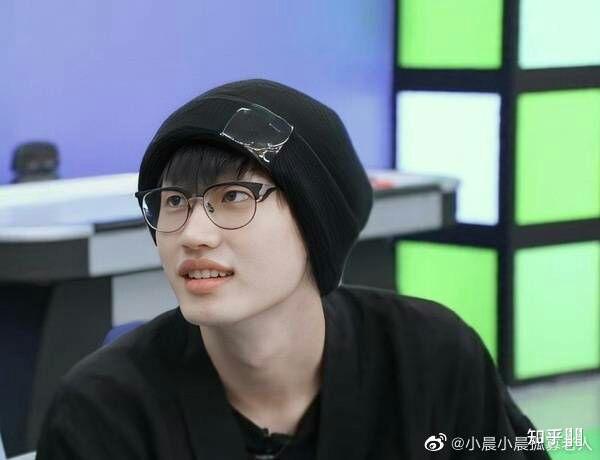 如何评价《创造营2021》第六期中 ak 刘彰的表现? - 知乎