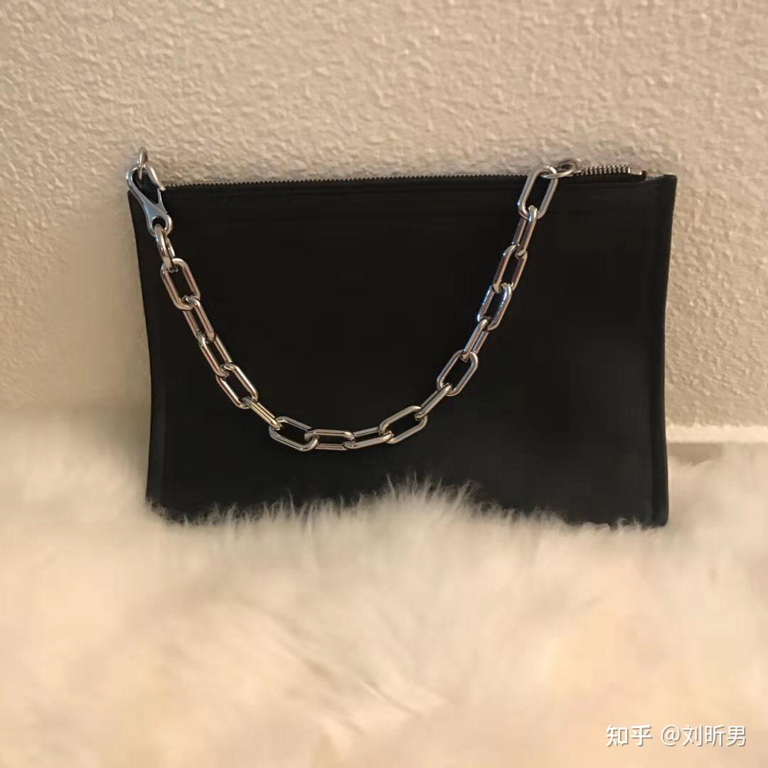 furla这个品牌在轻奢界是什么地位? - 知乎