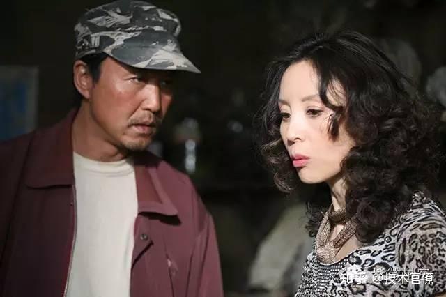 李达康的老婆被抓捕时,李达康摇车窗有什么含义? - 知乎