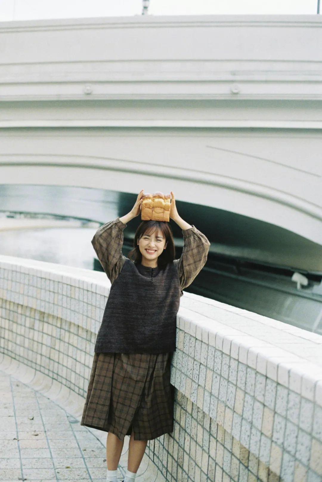 大家觉得沈月好看么? - 知乎