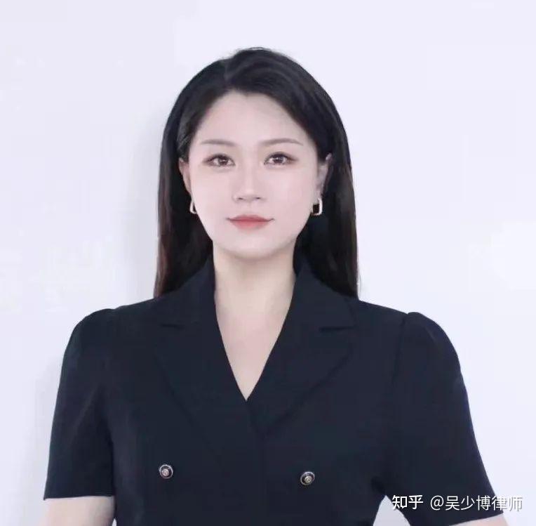 律师风采 | 律师之路:刘茜律师的坚韧与成长 - 知乎