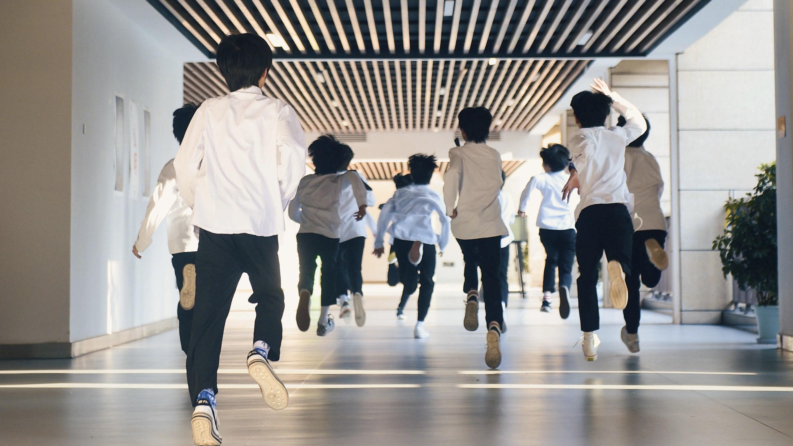 怎么看待时代峰峻三代团魂意识薄弱,有点像加长版101的问题? - 知乎