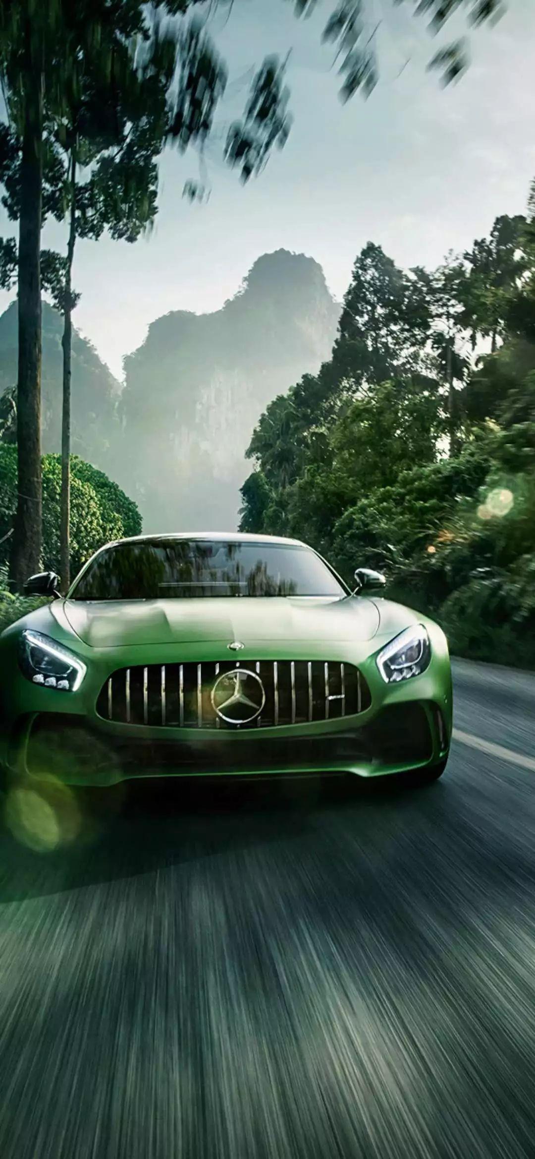 壁纸炫酷的豪车壁纸