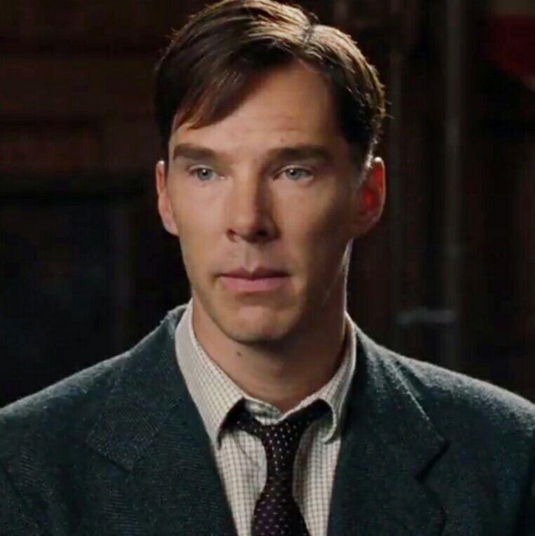 《模仿游戏》图灵