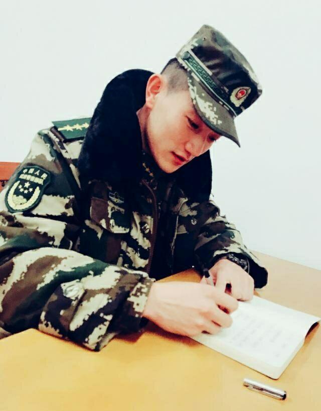 有哪些很帅的兵哥哥的照片求分享需要保密的慎答