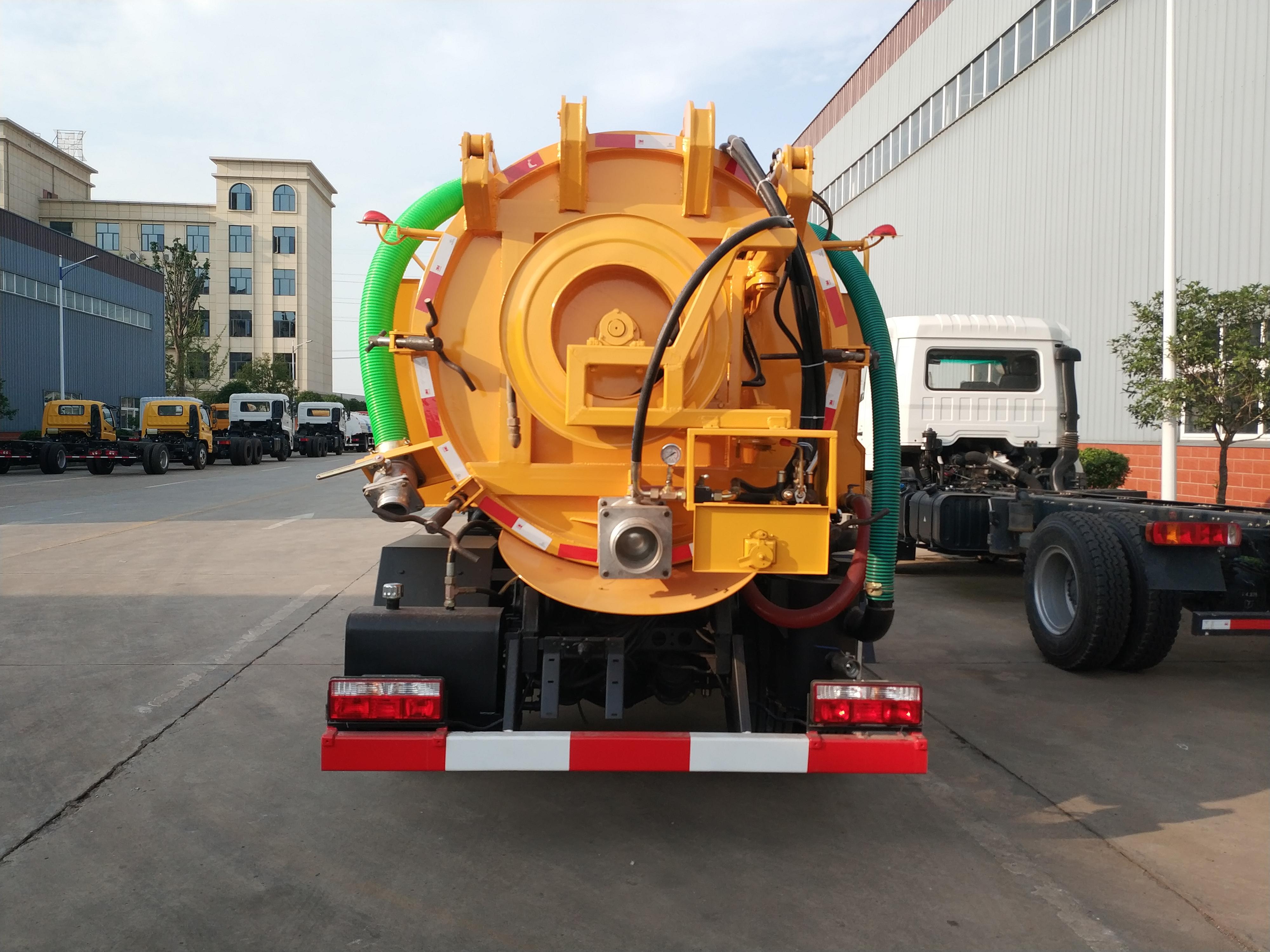 6方疏通下水道高压车厂家报价多少钱