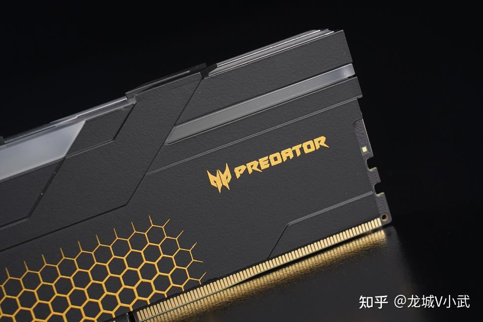 超大杯itx主机tttower200rogb760iasus4070ats装机分享
