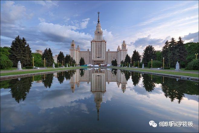 七姐妹 - 莫斯科的一系列斯大林式建筑风格建筑群 - 知乎