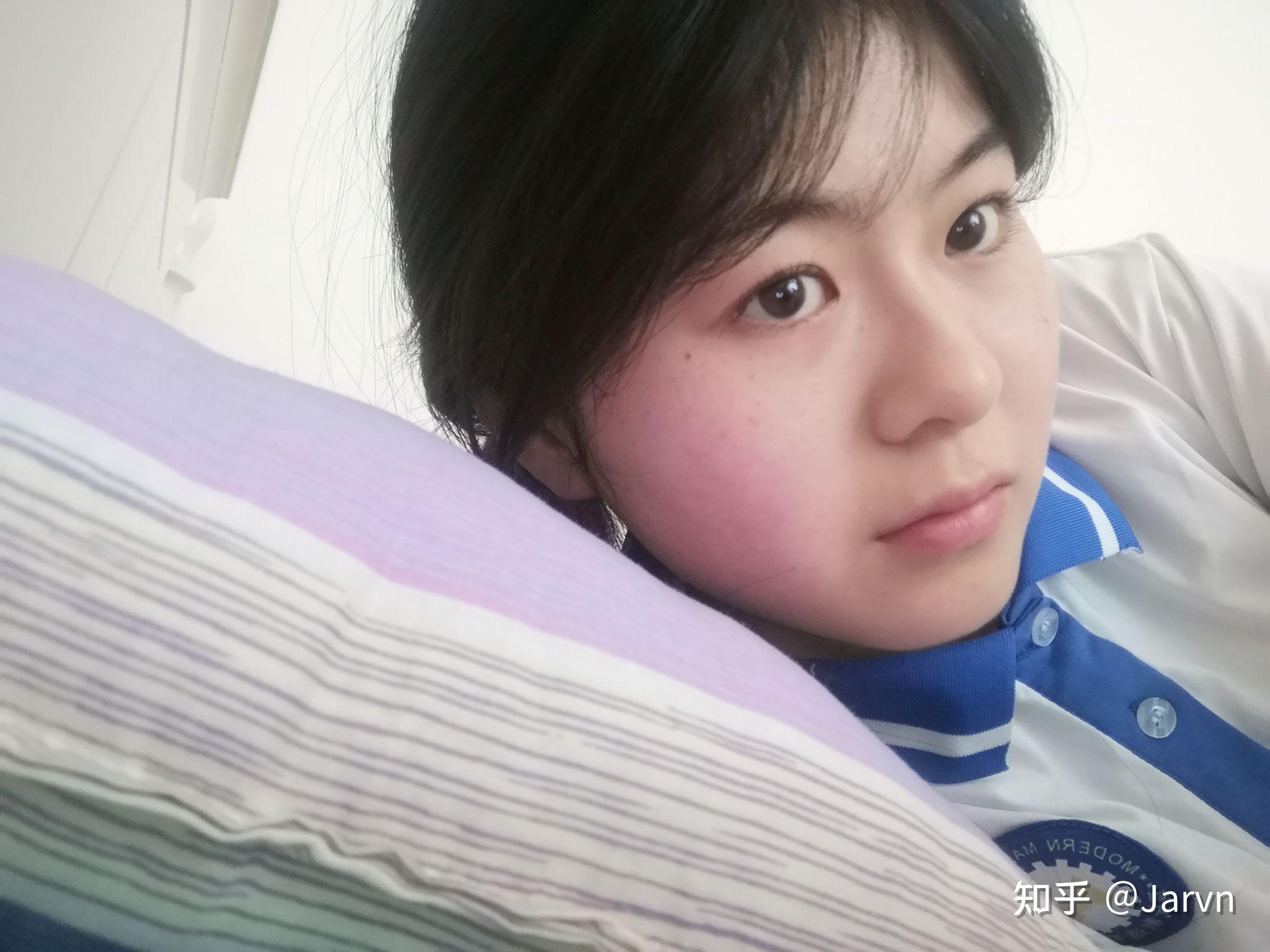 谁敢晒素颜自拍无滤镜无美颜的没任何化妆那种