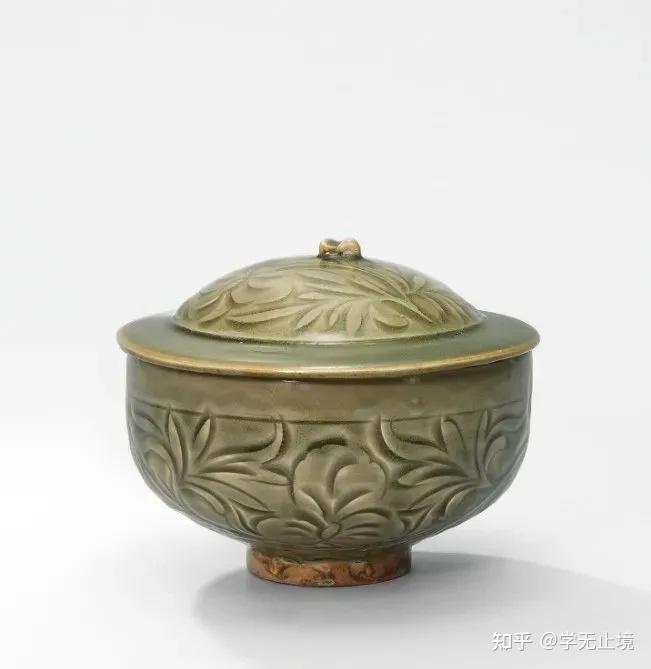 中国 耀州窯 青磁 北宋時代 青磁牡丹文壺 | 耀州窯 | 収蔵品詳細 | 作品を知る | 東京富士美術館