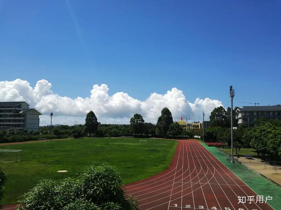 桂林电子科技大学北海校区是真的差吗?收费怎么样? - 知乎