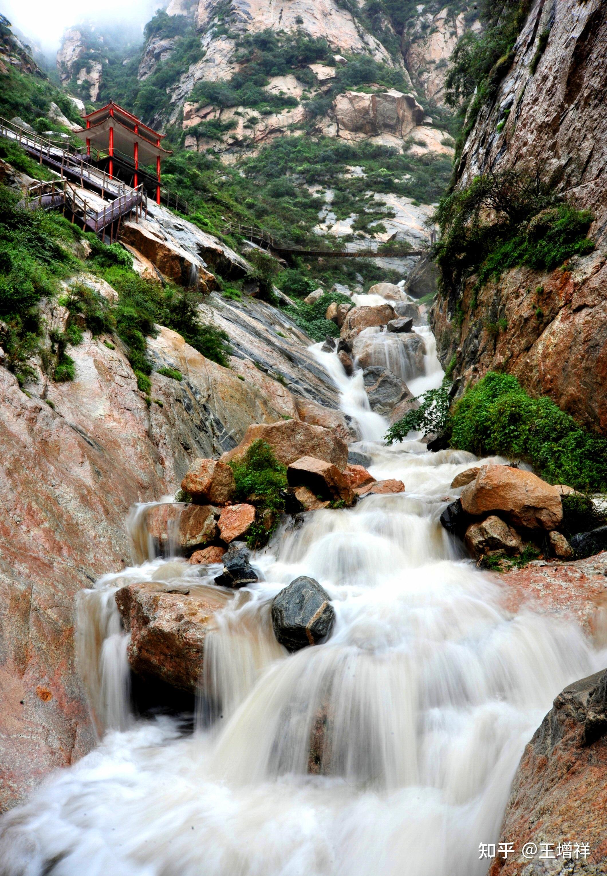 永济神潭大峡谷有哪些适合拍照的景点?