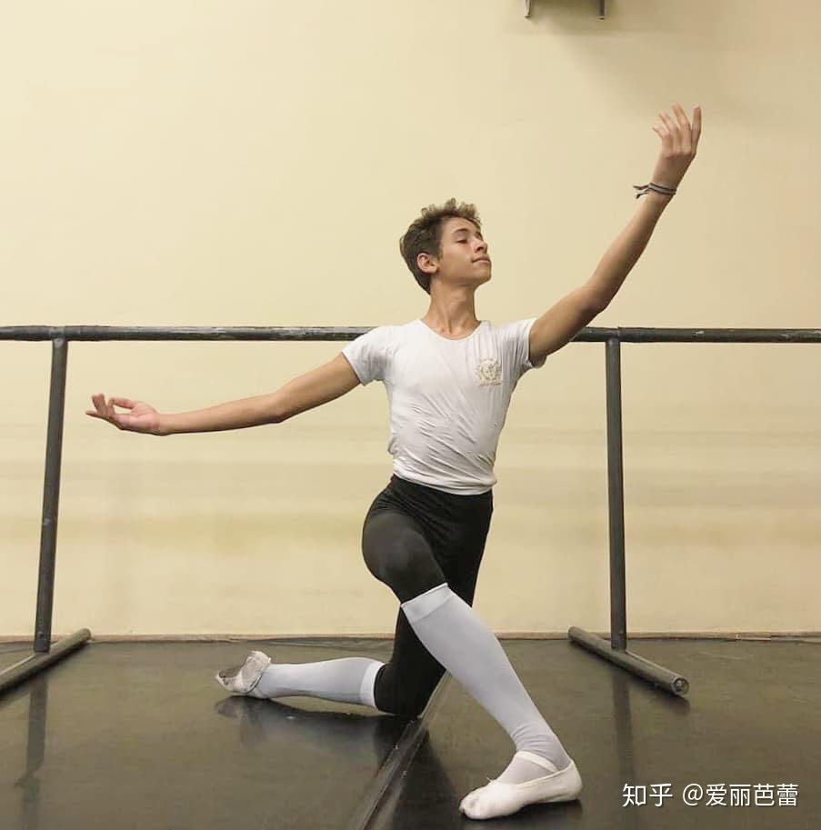 男生跳芭蕾是一种怎样的感觉
