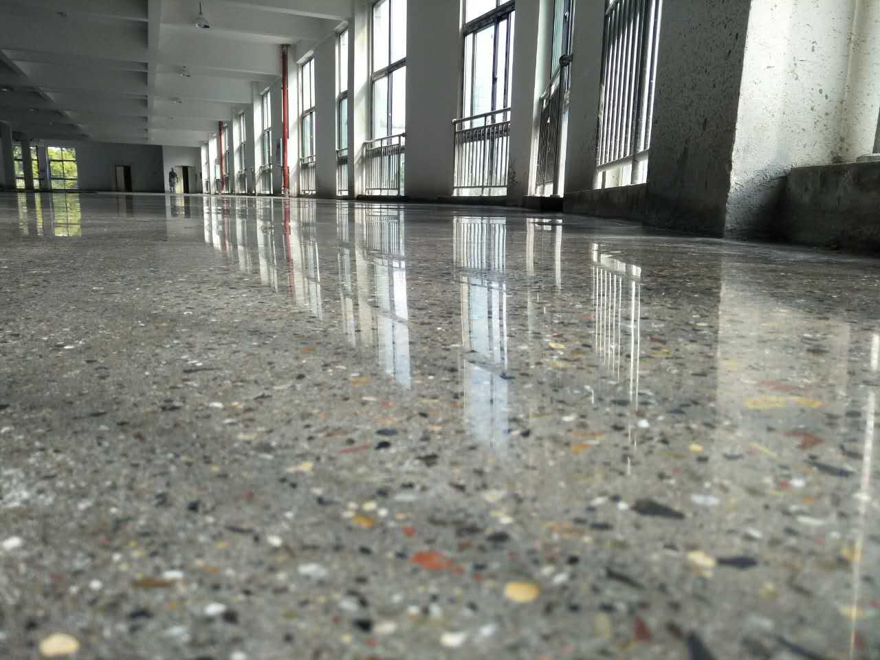 金刚砂地坪的质量鉴定方法