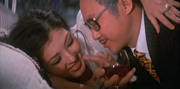 邵氏三级片十大女星之三白小曼服药自杀的性感尤物