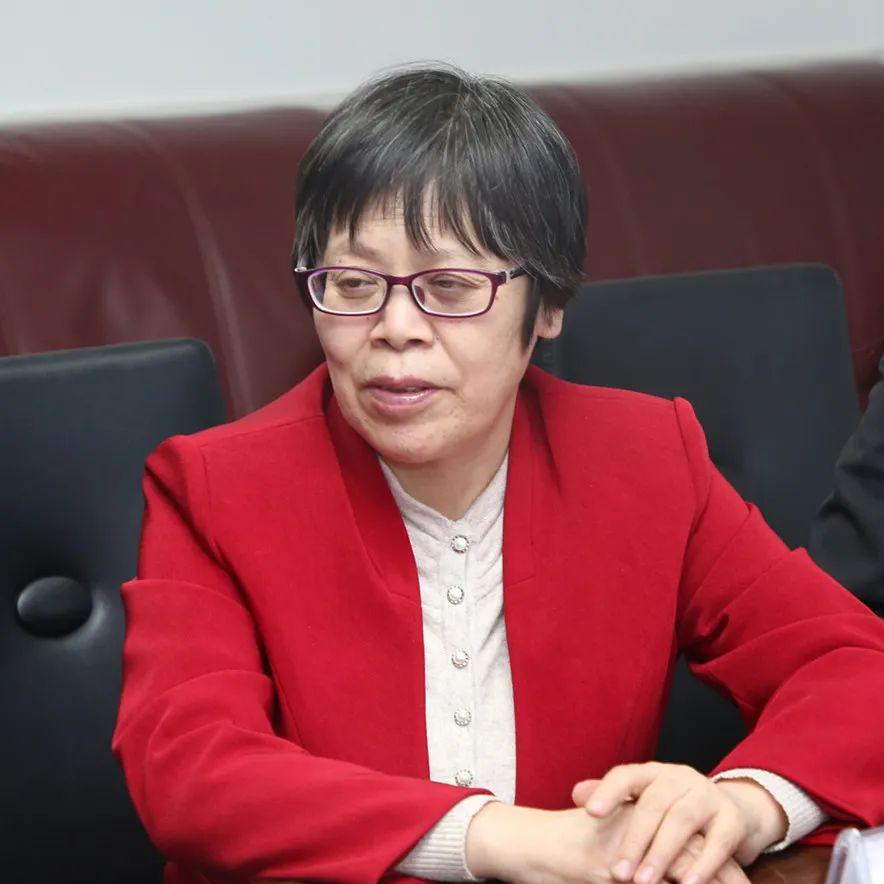 黑龙江省齐齐哈尔大学食品与生物工程学院原副院长,硕士生导师(教授)